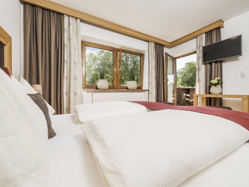 Appartement Christoph Ried im Zillertal Bagian luar foto
